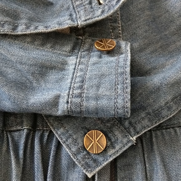 Denim stylish Kim Kardashian kollection jacket - Picture 4 of 4